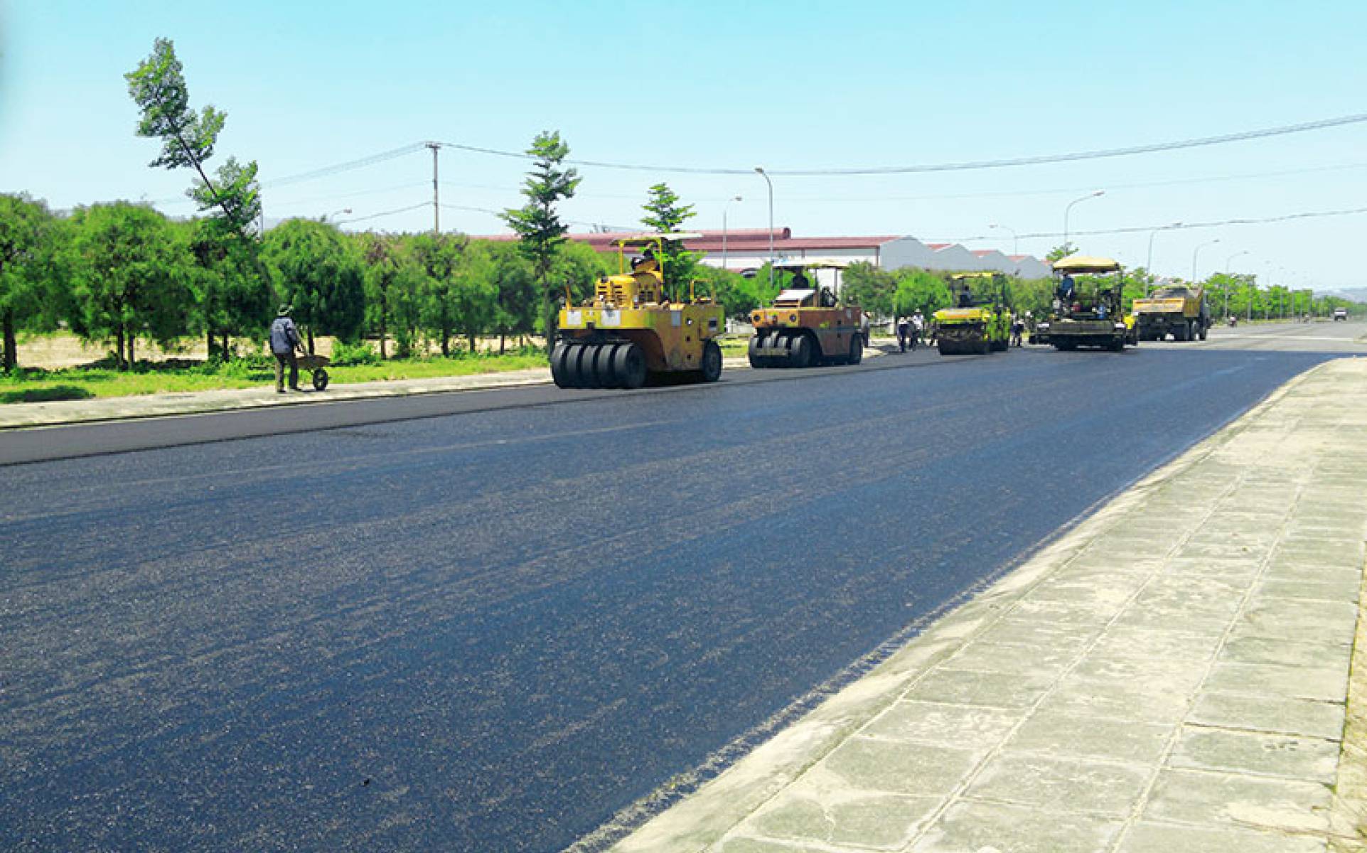 Đường nội bộ khu công nghiệp Điện Nam - Điện Ngọc